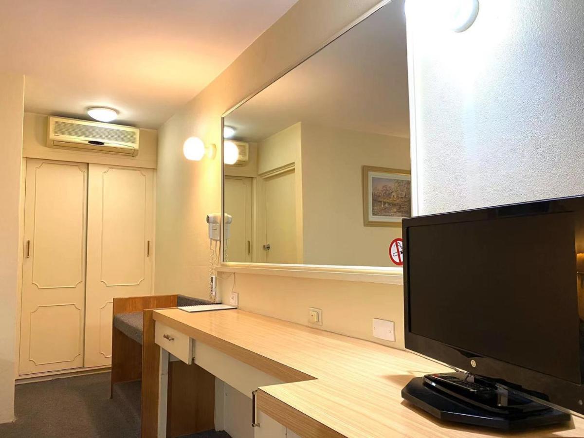 Gateway Motor Inn ナランデラ エクステリア 写真